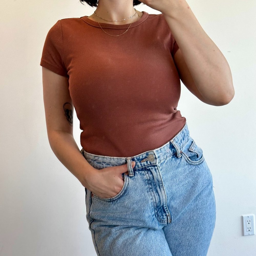 H&M Dusty Rose Crew Neck Ribbed Tshirt